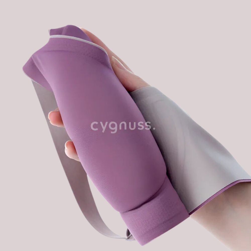 sostén Cygnuss con Cygel ajustáveis y cierre y rellenos removibles, mostrando a flexibilidade do produto, em color gris y roxo.